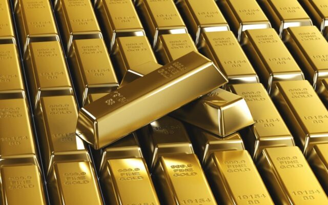 El Sumario - Nuevo Máximo Histórico: el Oro superó los 2.000 Dólares por Onza