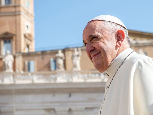 El Sumario - Papa Francisco denuncia el Uso Indiscriminado de los Recursos Naturales