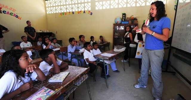 Bolivia da por terminado el año escolar debido a la pandemia de Covid-19