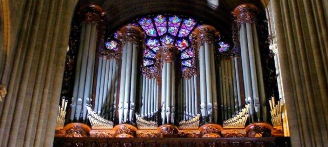 Empieza el desmontaje del gran órgano de Notre Dame para su restauración