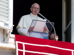 Papa Francisco pidió una "generosa ayuda" para el Líbano