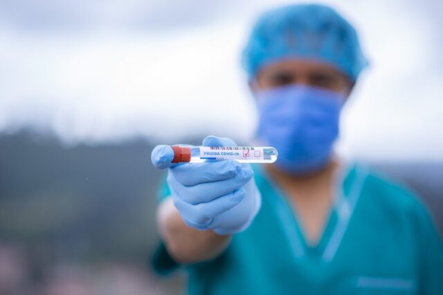 El Sumario - Investigadores de España hallan nueva forma de prevenir la muerte por neumonía derivada del Covid-19