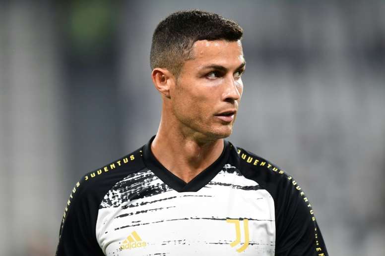 CR7 ya está en Turín y continuará el confinamiento en su vivienda