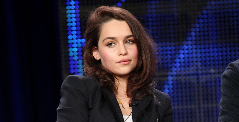 Por esta razón Emilia Clarke se enfrentó a los showrunners de Juego de tronos