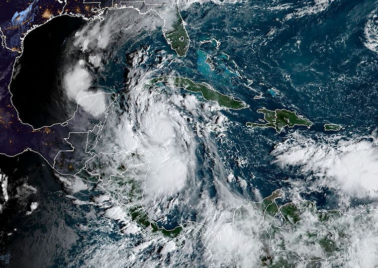 El huracán Delta tocó tierra en México
