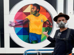 Artista Kobra homenajea a Pelé con un mural por sus 80 años