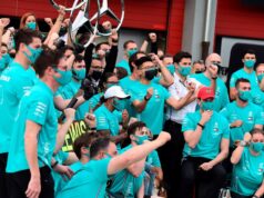 Lewis Hamilton hace campeón a Mercedes en Imola