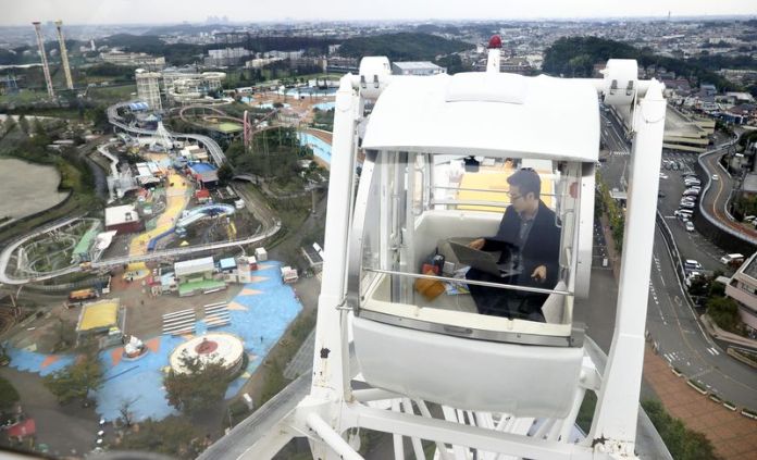 Parque de atracciones de Japón vende pases para teletrabajadores