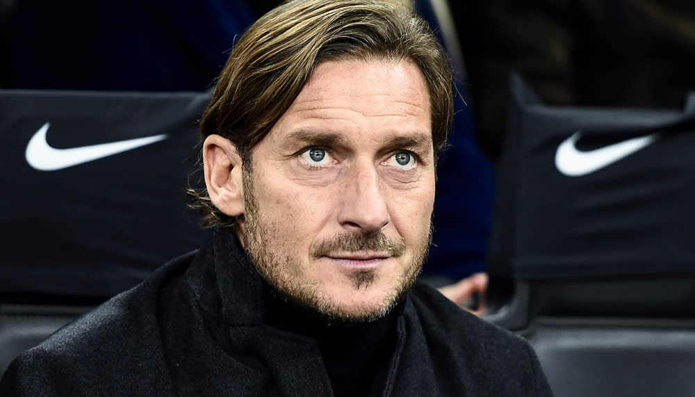 Francesco Totti dio positivo por coronavirus