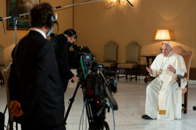 El Sumario - Netflix lanzará una serie documental con el papa Francisco en 2021