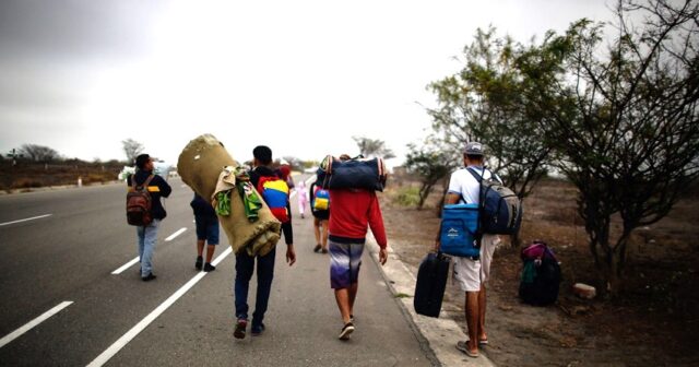 El Sumario - Organismos de la ONU piden fondos para ayudar a venezolanos en Latinoamérica