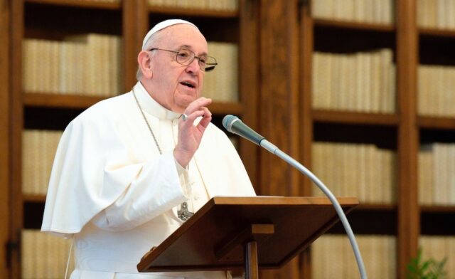 El Sumario - Papa Francisco envía un mensaje de esperanza a los mayores durante la pandemia