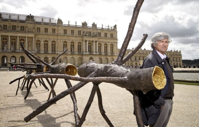 El Sumario - Giuseppe Penone, el italiano que transforma árboles deteriorados en grandes obras de arte