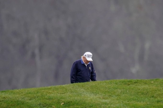 El Sumario - La PGA decide no jugar su torneo de 2022 en club de Trump