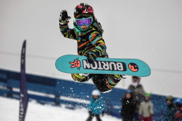 El Sumario - Vasilisa Ermakova, la niña de siete años que bate récords haciendo snowboard