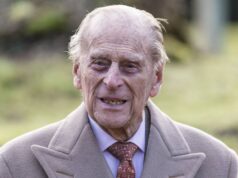 El Sumario - El duque de Edimburgo está "OK", según el príncipe Guillermo