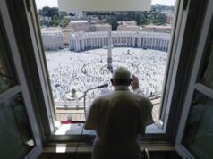 El Sumario - Vaticano destina 30 millones de su reserva de donativos para el déficit por pandemia