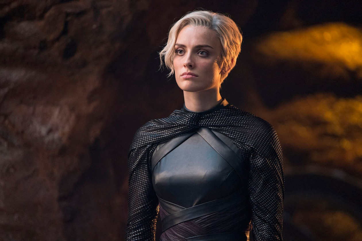 El Sumario - Wallis Day se incorpora al elenco de Batwoman como la nueva Kate Kane