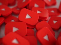 El Sumario - YouTube mostrará listas de productos en videos destacados por usuarios