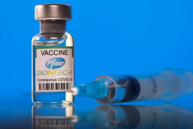 El Sumario - Vacuna contra el Covid-19 de BioNTech y Pfizer es 100% efectiva en adolescentes