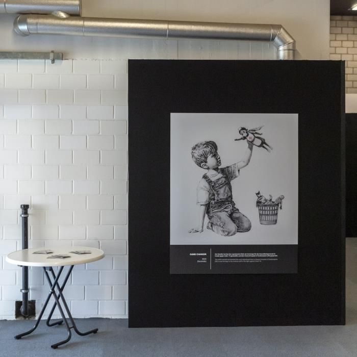 Artista urbano subastará una de sus obras en apoyo al sistema sanitario británico