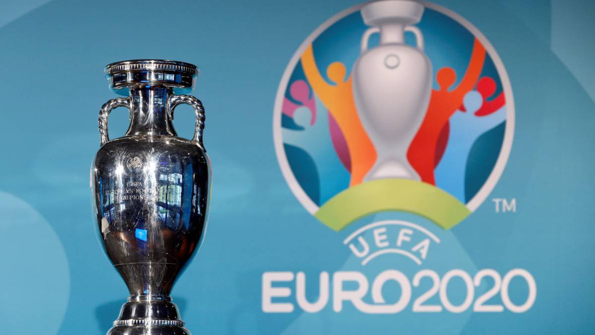 El Sumario - La UEFA estudia permitir público y 5 cambios en la Eurocopa