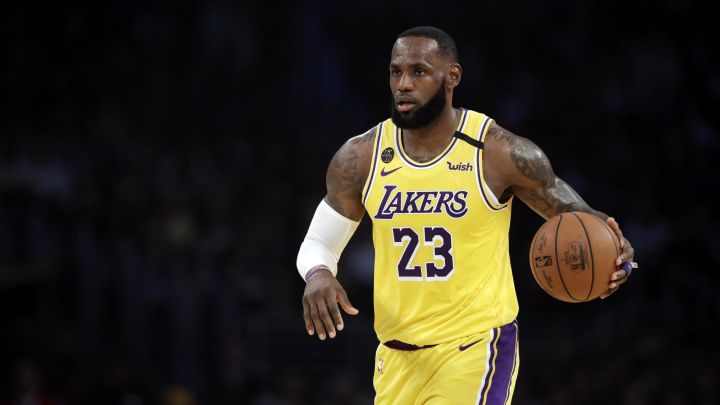 El Sumario - Así respondió LeBron James a críticas de Ibrahimovic