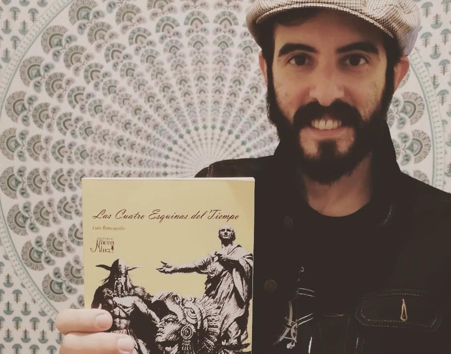 Luis Roncayolo: Nuevo escritor venezolano debuta con dos obras desde México