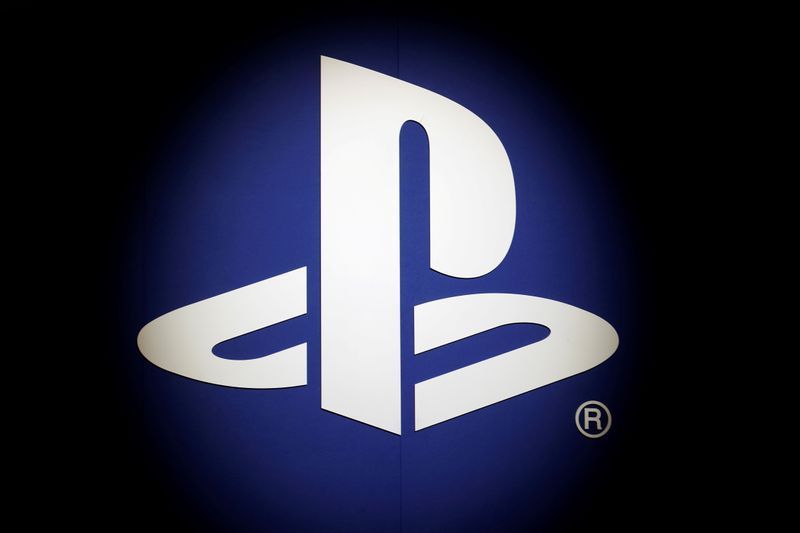 El Sumario - Estrellas del fútbol se unen a PlayStation en la lucha contra el cáncer