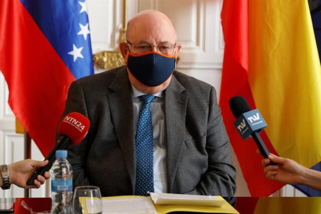 El Sumario - Piden a España reanudar el canje de permisos de conducir venezolanos