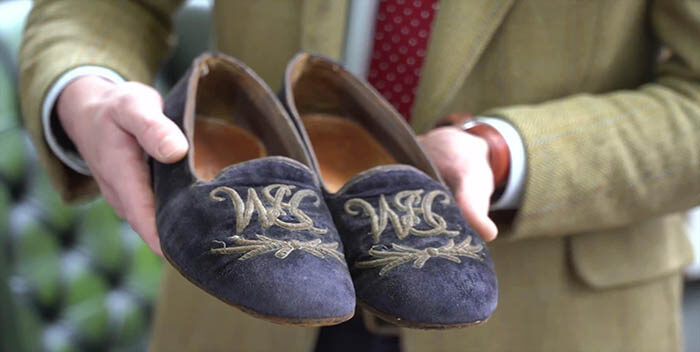 El Sumario - Subastan por 45.600 euros unas pantuflas de Winston Churchill