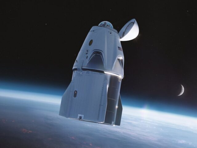 El Sumario - SpaceX diseña nave que permita a los astronautas apreciar más el recorrido