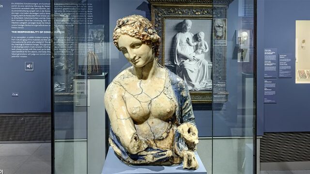 El Sumario - Escultura del Busto de Flora no fue realizada por Leonardo Da Vinci El Sumario - Escultura del Busto de Flora no fue realizada por Leonardo Da Vinci