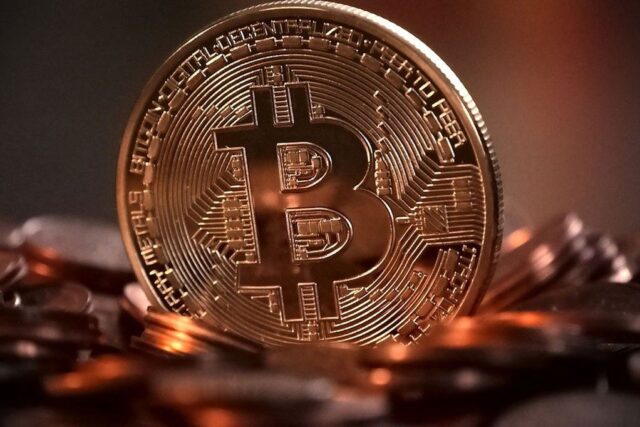 El Sumario - Bitcoin cae y se ubica por debajo de los 50.000 dólares