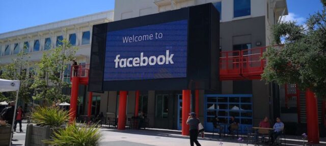 El Sumario - Sede de Facebook se convertirá en centro de vacunación público