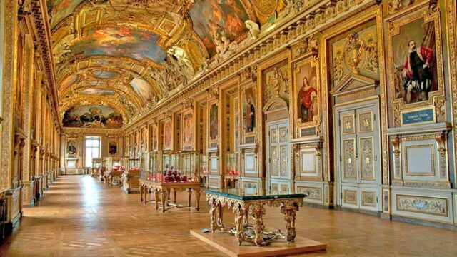 El Louvre compartió 482.000 obras en Internet