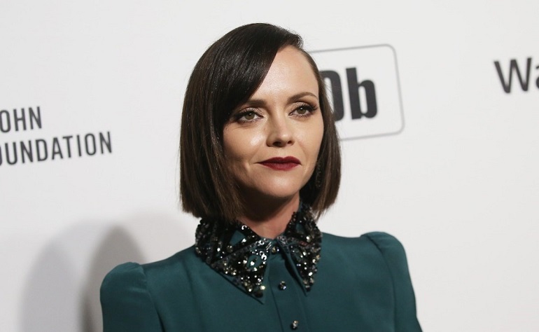 El Sumario - Tim Burton quiere a Christina Ricci como Morticia en La familia Addams
