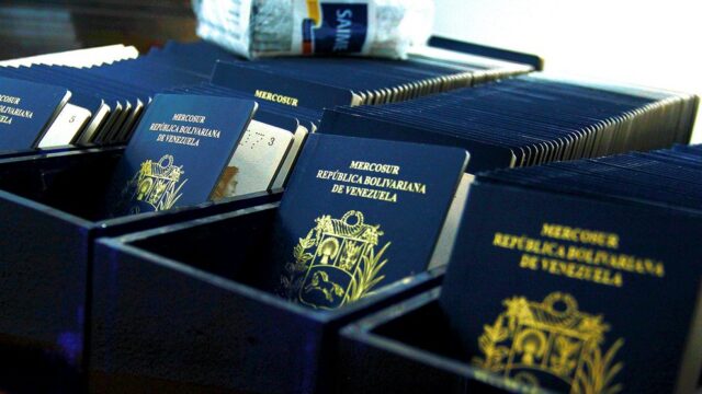 El Sumario - Saime incorporará nuevos bancos al sistema de pago de pasaportes