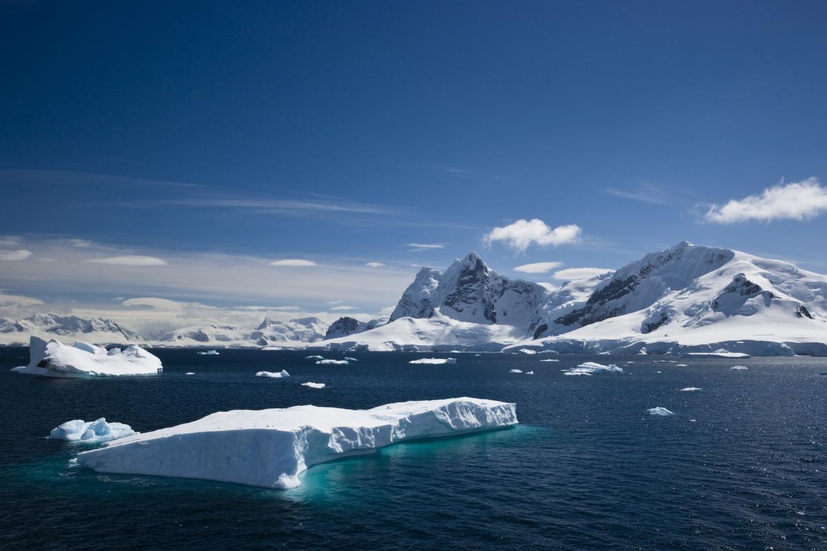 El Sumario - Se desprende de la Antártida el iceberg más grande del mundo