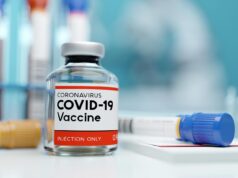 El Sumario - OMS pide retrasar vacunación en menores para donar dosis a regiones más necesitada