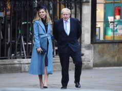 El Sumario - Boris Johnson y su novia Carrie Symonds se casan "en secreto"