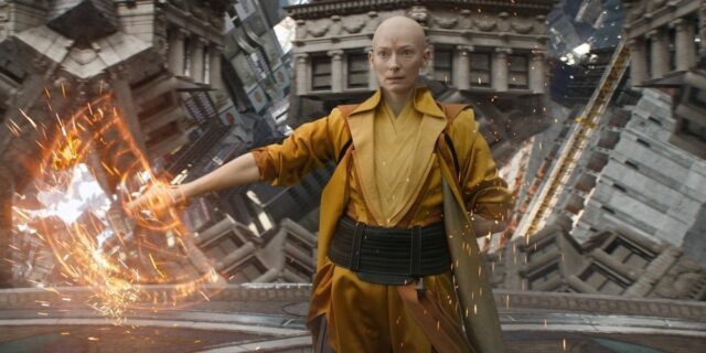 El Sumario - Kevin Feige pidió perdón por blanquear a la Anciana en El Sumario - Kevin Feige pidió perdón por blanquear a la Anciana en