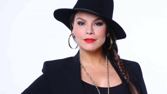 Olga Tañón estrenó su álbum “Senderos de Amor”