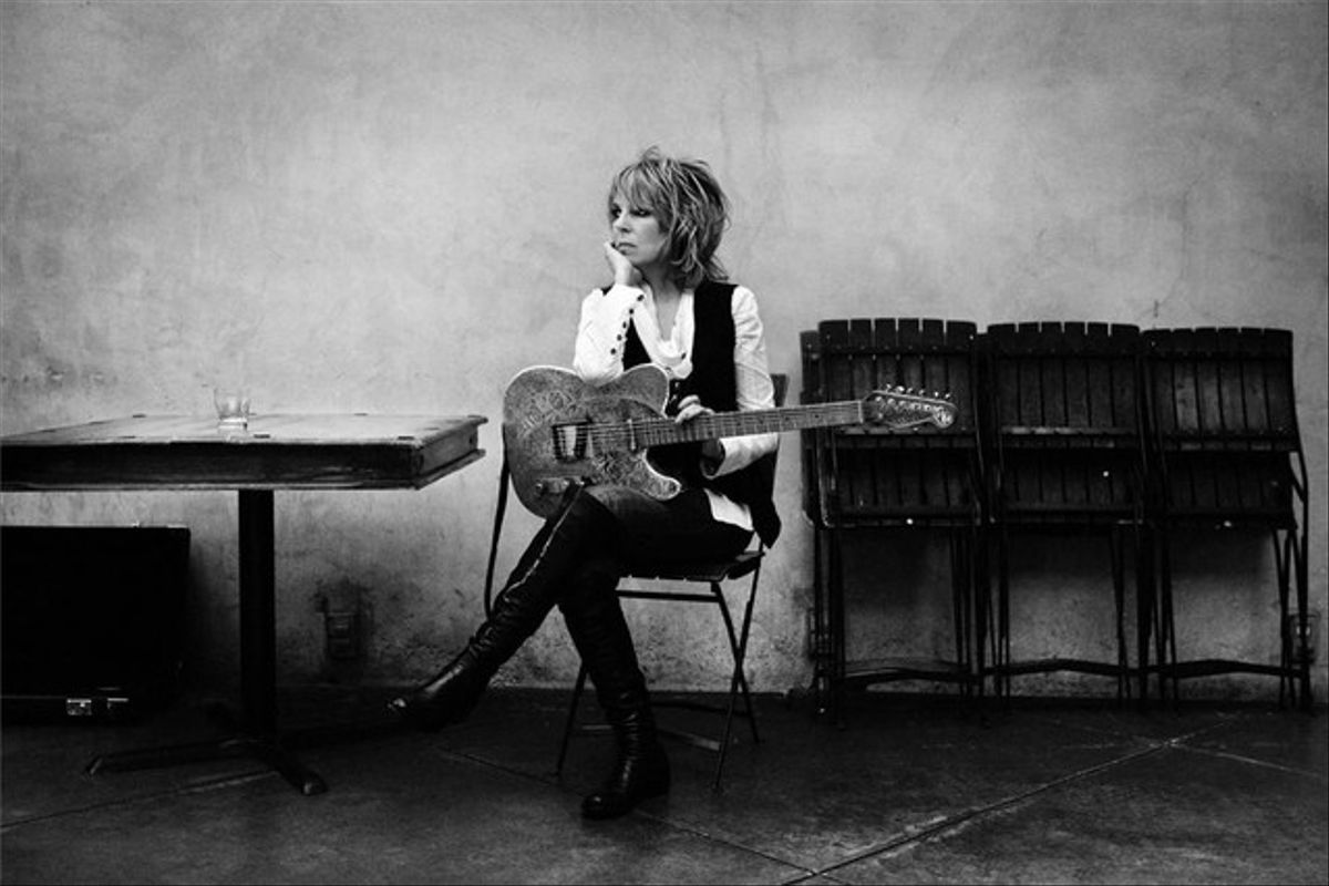 Lucinda Williams reveló que sufrió un derrame cerebral