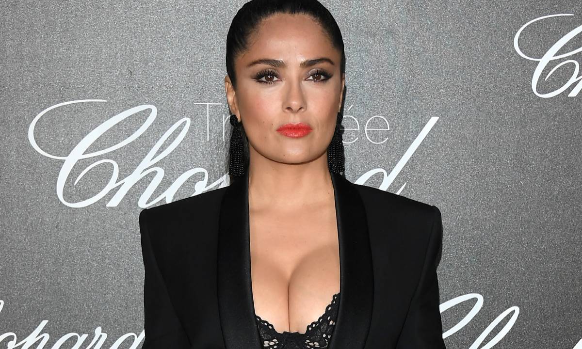 El Sumario - Salma Hayek pensó que moriría al enfermarse gravemente de Covid-19
