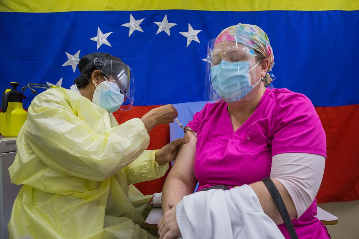 El Sumario - FMV desmiente dato estatal sobre la vacunación del personal sanitario