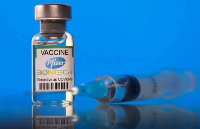 El Sumario - Vacuna de Pfizer y BioNTech genera menos anticuerpos contra la variante Delta