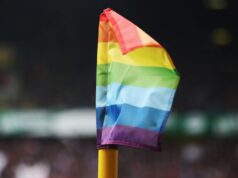 El Sumario - El FC Barcelona apoya a la comunidad LGTBI con el arcoíris
