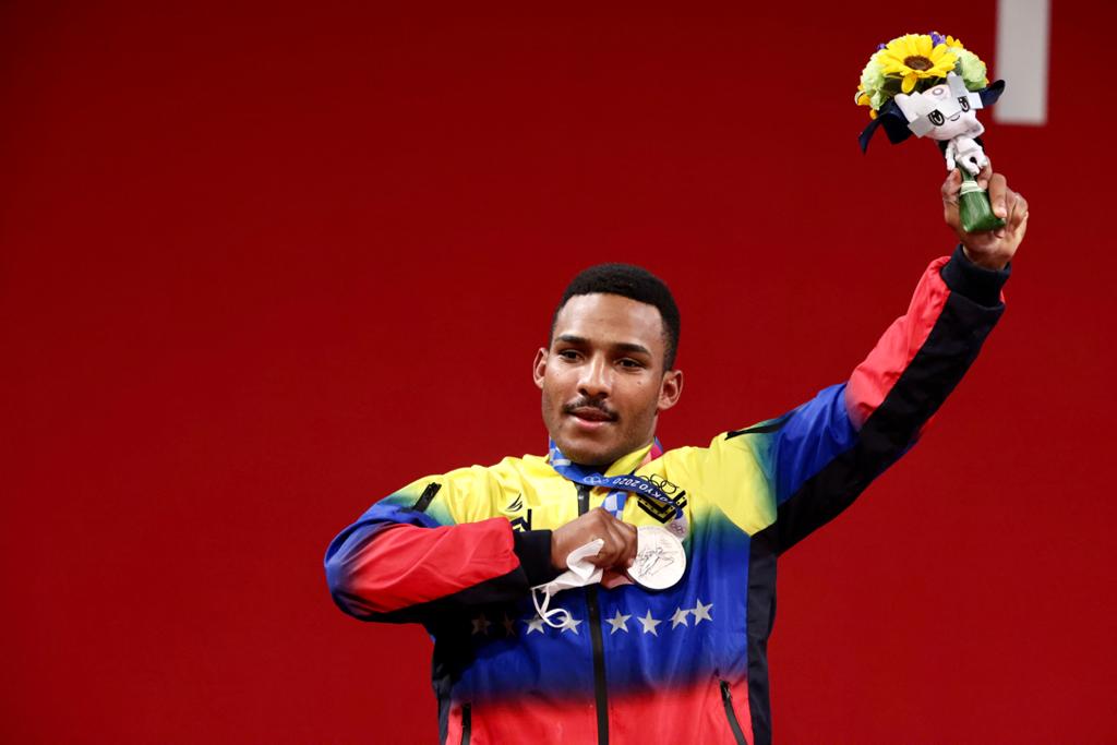 El Sumario - Julio Mayora Logra primera medalla de plata para Venezuela en los JJ.OO.