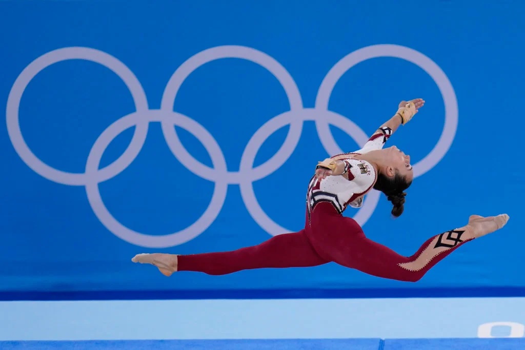 El Sumario - Gimnastas olímpicas de Alemania muestran su rechazo a la “sexualización” del deporte